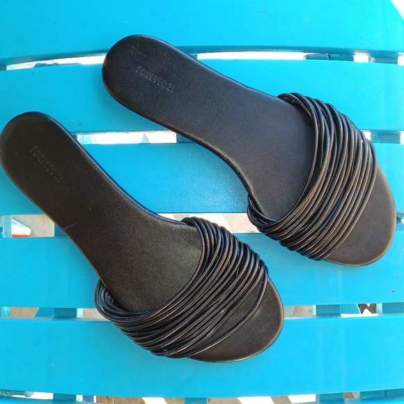 Forever 21 | Strappy Flat Sandals in Black Womens Size 8 - Picture 8 of 12